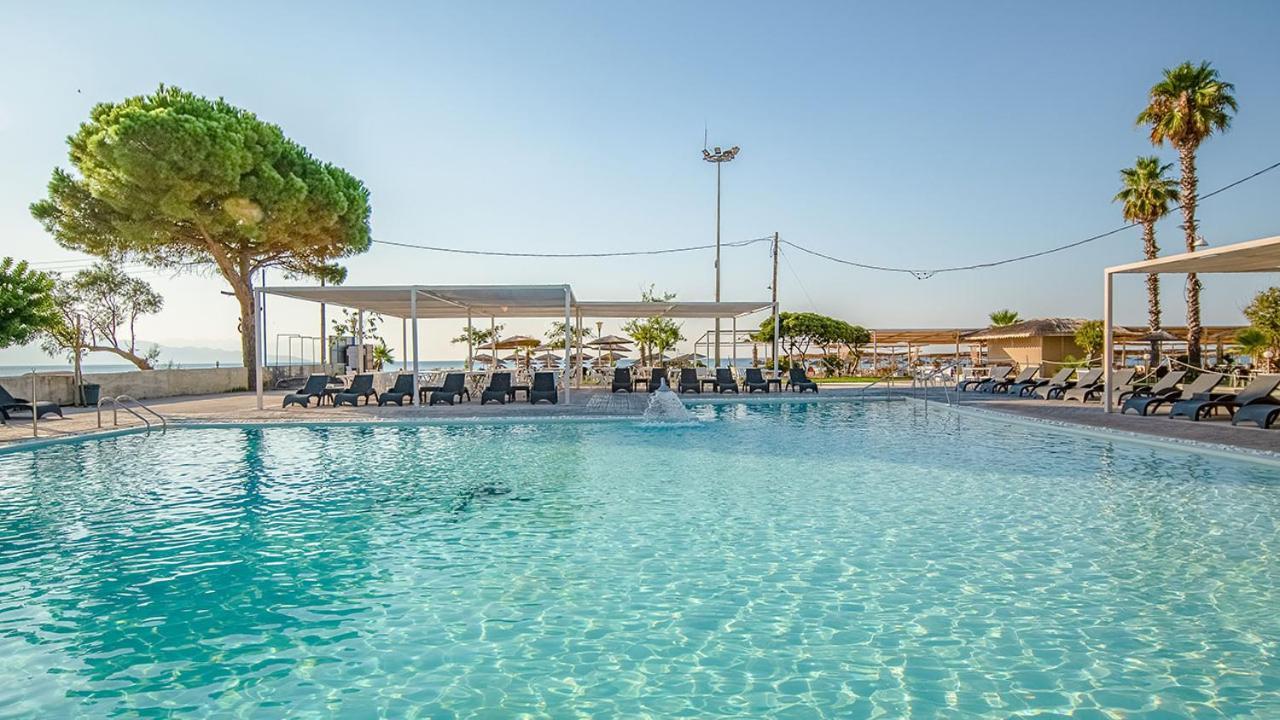 Buka Sandy Hotel Messini
